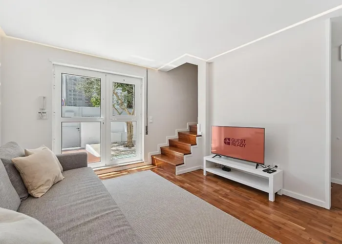 Pensionat Guestready - Fantastic Family In Salgueiros 4*